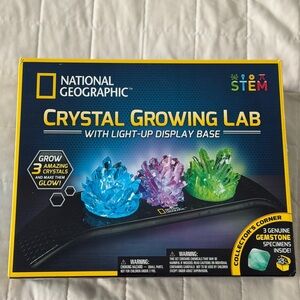 National Geographic Crystal Growing Kit with Blue, Purple, Green